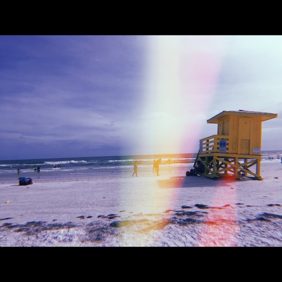 Meet your Posher, Elizabeth - Picture 6 of 8